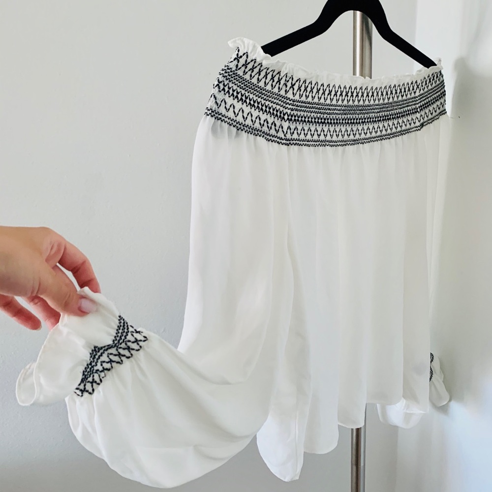 Off The Shoulder White And Patterned Chiffon Top - image 2